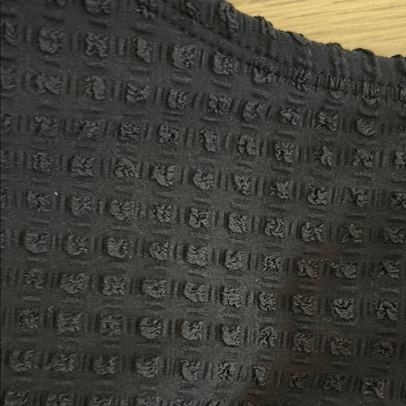 GB Girls Textured Black Garment - Picture 3 of 3